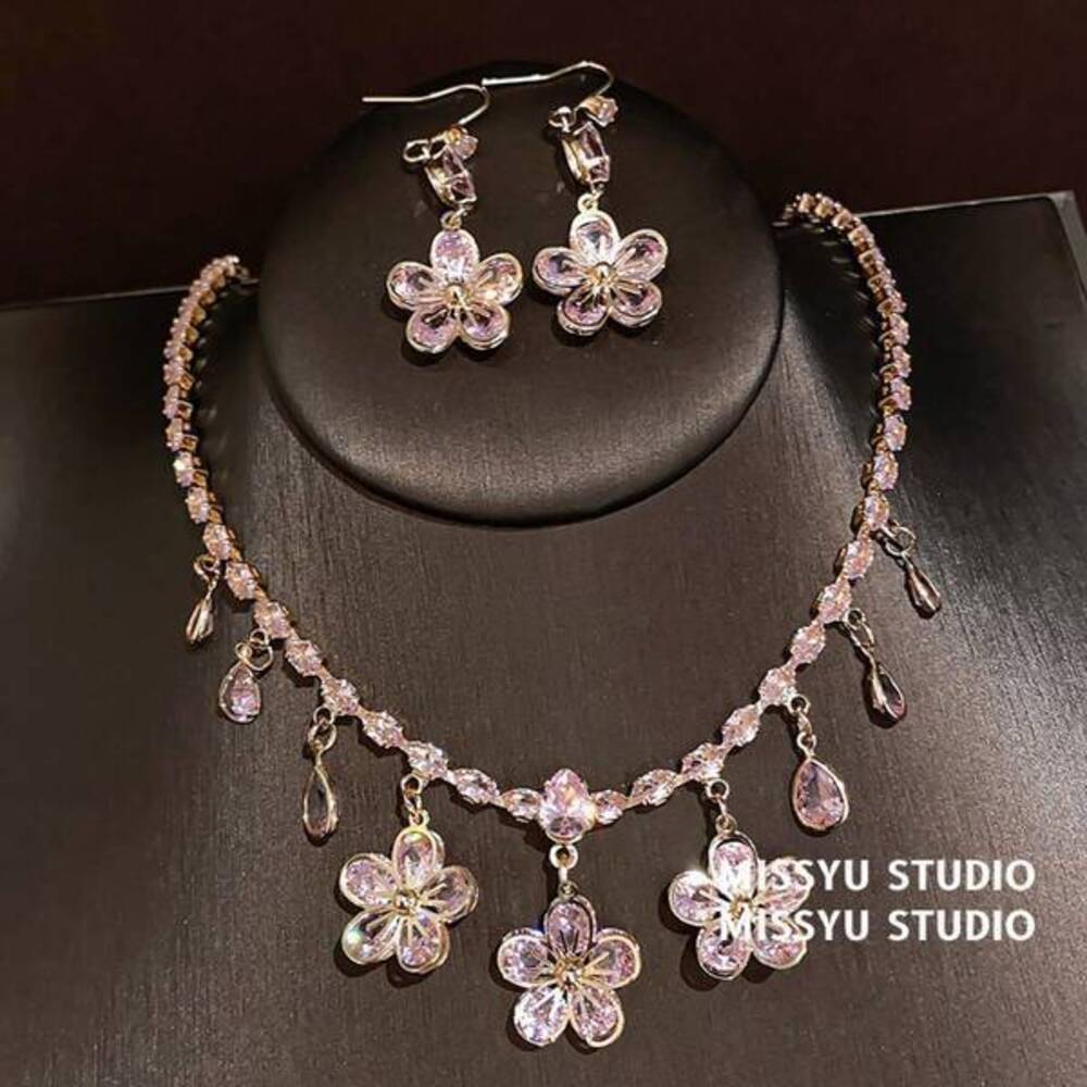 Multi-Layer Jewelry Set, Ultra-Shiny High-End Design Necklace Earrings Set